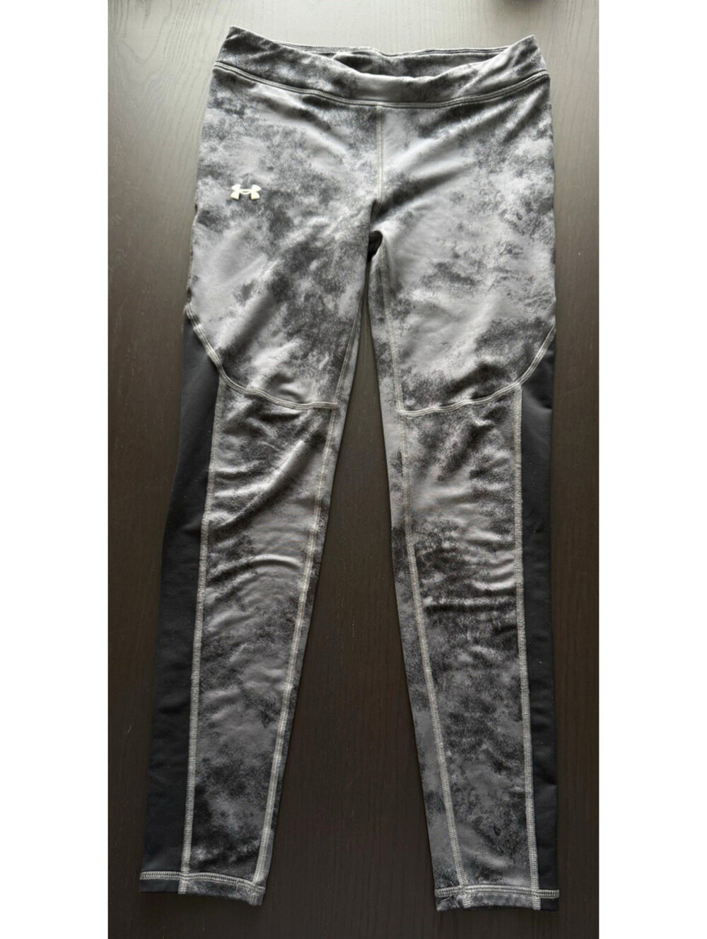 Under Armour Womens Leggings Medium Gray Black Tie Dye Abstract Workout Tight